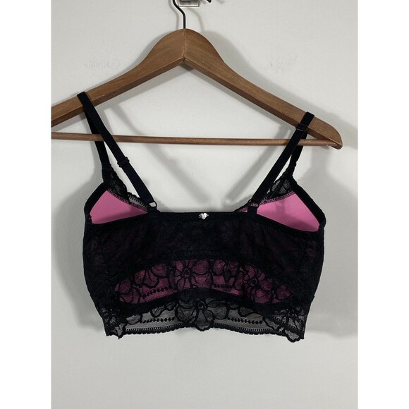 Black Lace Push-Up Bralette – Lightly Padded – Underwire - Picture 2 of 6